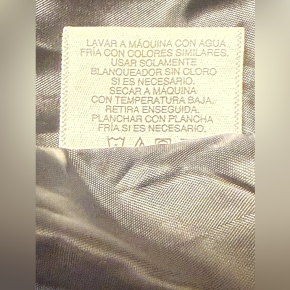 Red and Black Puffer Jacket - Picture 6 of 9